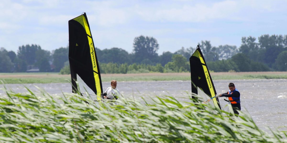 windsurfing Dźwirzyno, szkoła Sun Sport